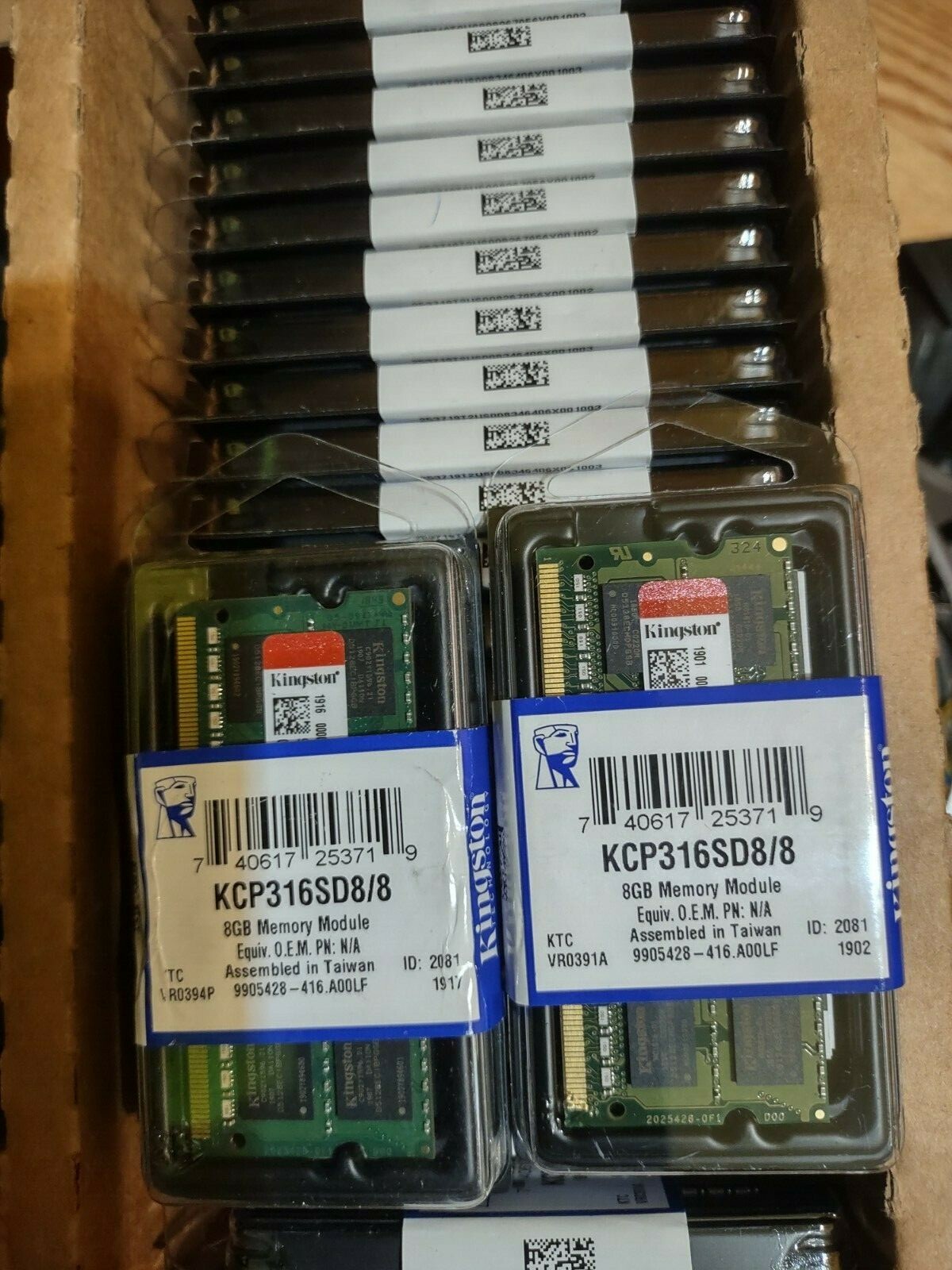 1.5V Kingston 2X8GB KCP316SD8/8 PC3-12800 DDR3-1600MHz non-ECC 204-Pin SO-DIMMS