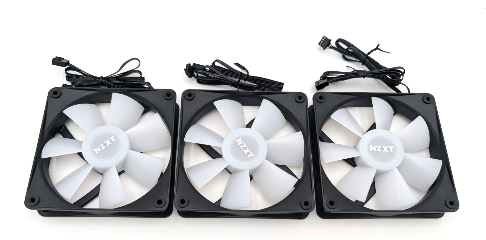 3-Pack NZXT F120 RGB Core 120mm PWM Case Fan RF-C12FF-B1, 4-Pin Dyn Bear Black