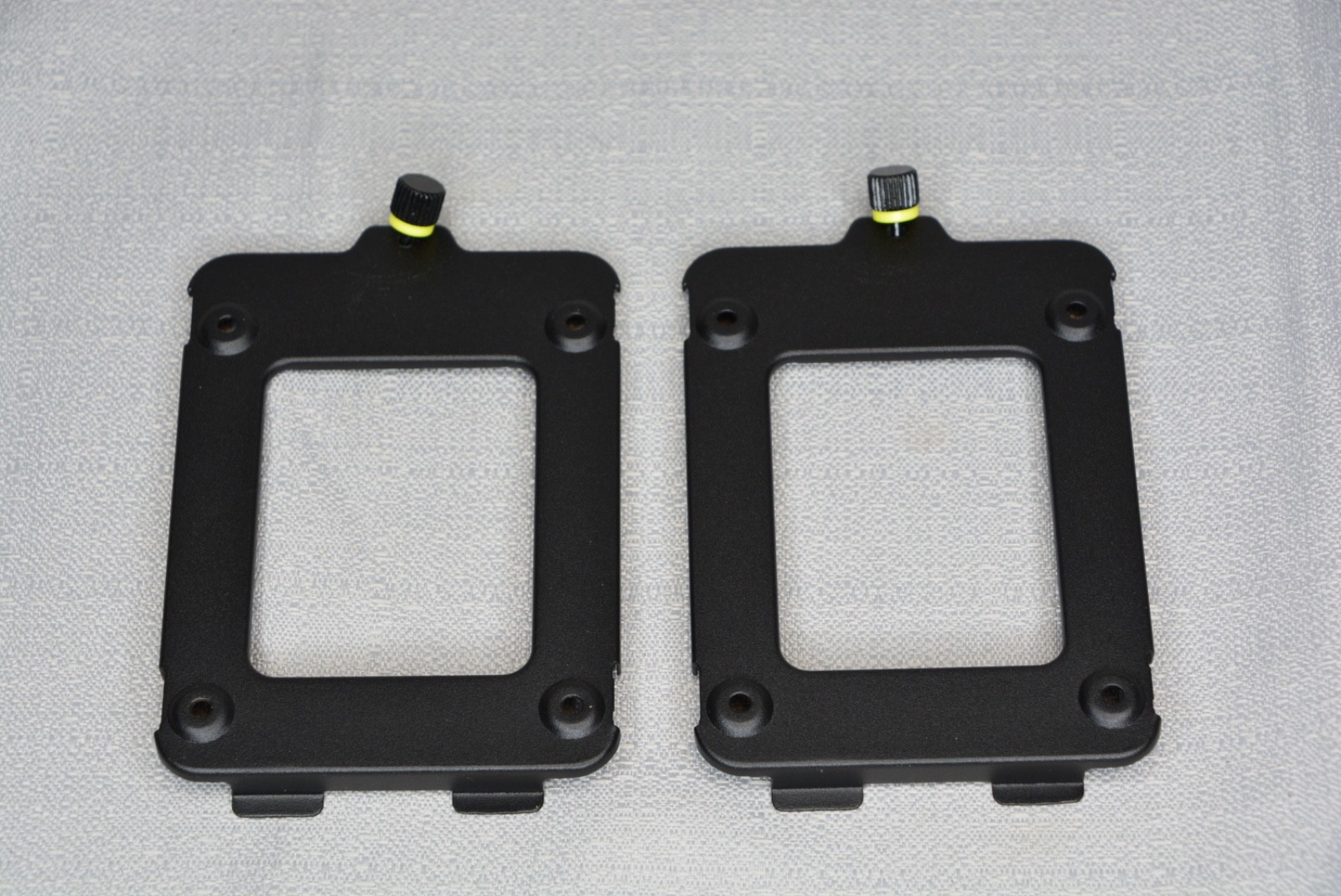 Two 2.5″ HDD SSD Drive Bracket/Mount – Corsair iCUE 4000D Airflow Case