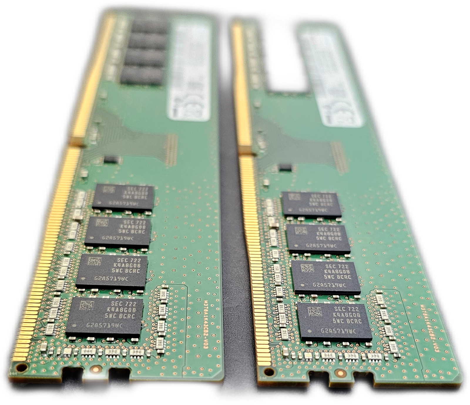 SAMSUNG 16GB DDR4-2400 PC4-2400T UDIMM DESKTOP RAM (2x8GB)